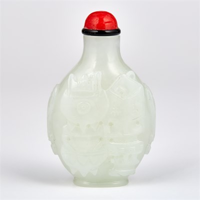 Lot 77 - Chinese White Jade Snuff Bottle Qing Dynasty...