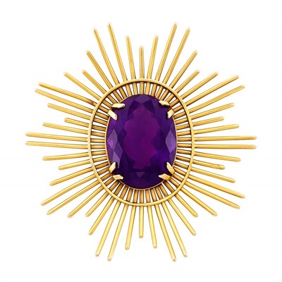 Lot 249 - Gold and Amethyst Brooch