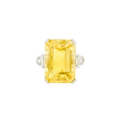 Lot 232 - Platinum, Yellow Sapphire and Diamond Ring