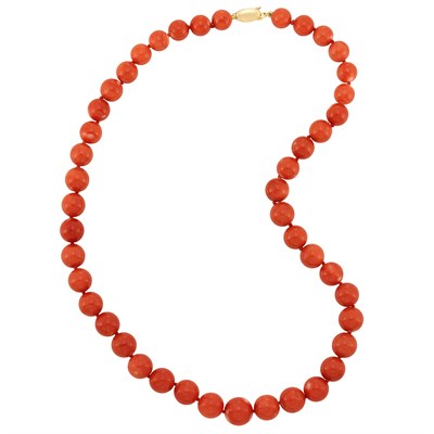 Lot 196 - Coral Bead Necklace with Gold Clasp
