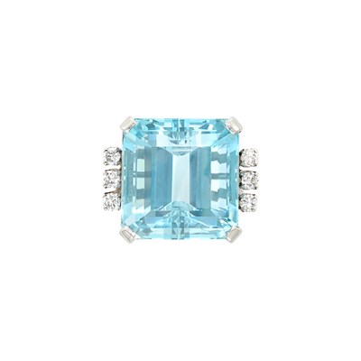 Lot 313 - White Gold, Aquamarine and Diamond Ring