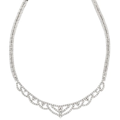 Lot 99 - White Gold and Diamond Necklace