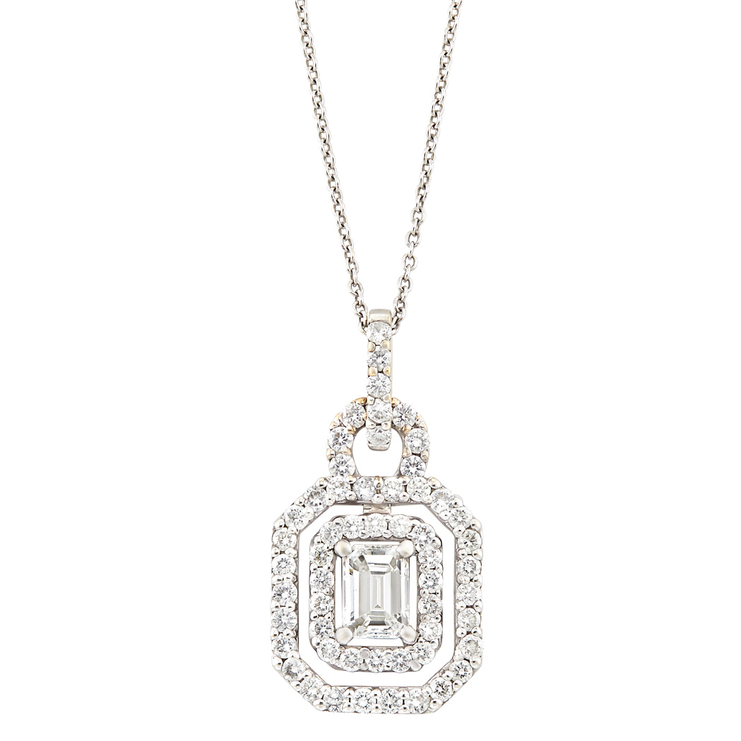 Lot 66 - White Gold and Diamond Pendant with Chain