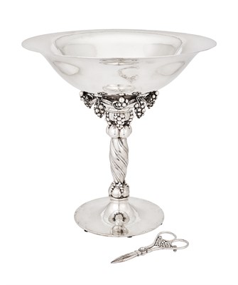 Lot 266 - Georg Jensen Sterling Silver Grapevine Pattern...
