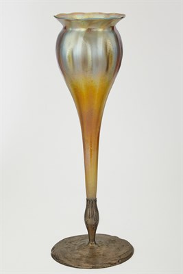 Lot 223 - Attributed to Tiffany Studios American,...