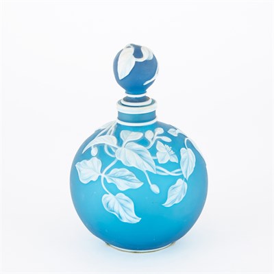 Lot 219 - Thomas Webb & Sons Blue and White Cameo Glass...