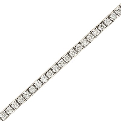 Lot 161 - White Gold and Diamond Straightline Bracelet