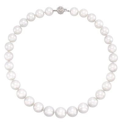 Lot 179 - South Sea Cultured Pearl Necklace with White Gold and Diamond Ball Clasp