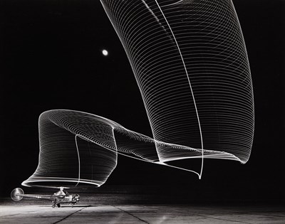 Lot 540 - FEININGER, ANDREAS (1906-1999) [Navy...