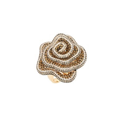 Lot 193 - Rose and Blackened Gold and Diamond Flower Ring