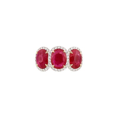 Lot 216 - White Gold, Ruby and Diamond Ring, Piranesi