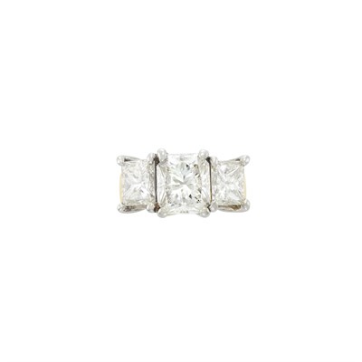 Lot 75 - Two-Color Gold and Diamond Ring