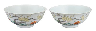 Lot 132 - Pair of Chinese Enamel Porcelain Bowls Qing...