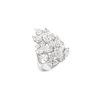 Lot 144 - White Gold and Diamond Cluster Ring