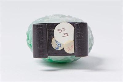 Lot 294 - Chinese Jadeite Snuff Bottle Qing Dynasty Of...