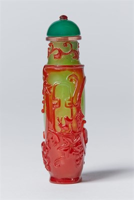 Lot 285 - Chinese Red Overlay Green Glass Snuff Bottle...