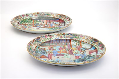 Lot 167 - Associated Pair of Canton Famille Rose...