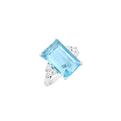 Lot 458 - Platinum, Aquamarine and Diamond Ring