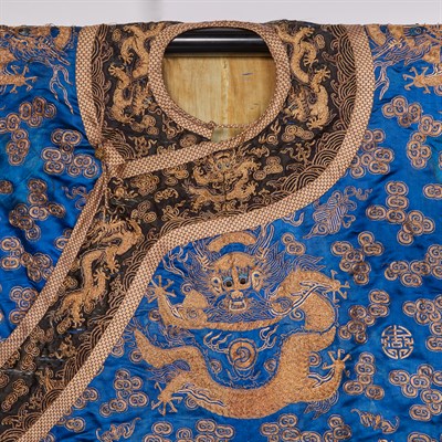 Lot 167 - Chinese Silk Robe Late Qing Dynasty The bright...