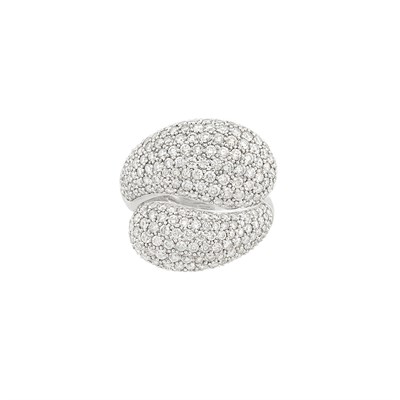 Lot 132 - White Gold and Diamond Bombé Crossover Ring