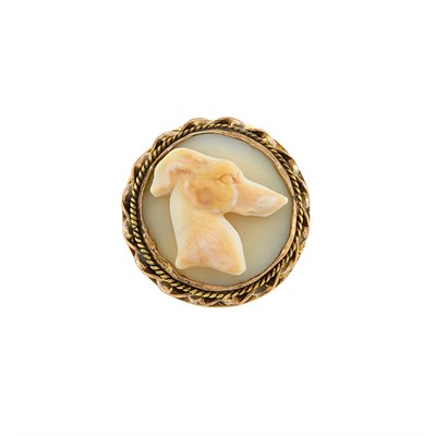 Lot 40 - Antique Gold and Hardstone Cameo Dog Ring