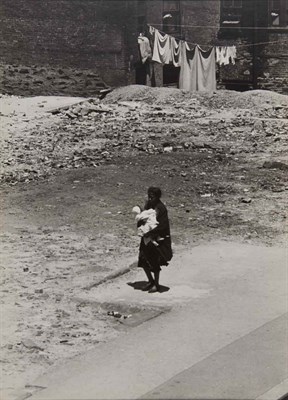 Lot 37 - DECARAVA, ROY (AMERICAN, 1919-2009) Lonely...