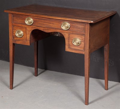 Lot 320 - George III Inlaid Mahogany Dressing Table...