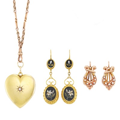 Lot 151 - Group of Antique Jewelry