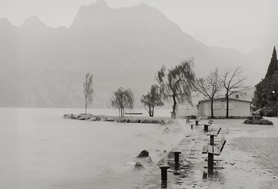 Lot 124 - BASILICO, GABRIELE (1944-2013) Riva del Garda,...