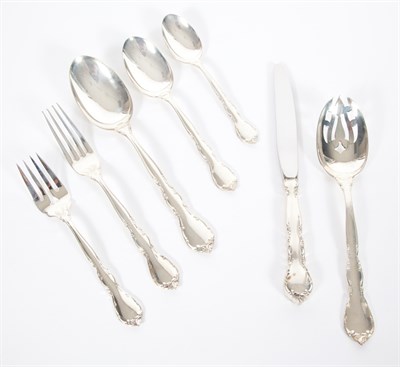 Lot 432 - Lunt Sterling Silver Mignonette Pattern...