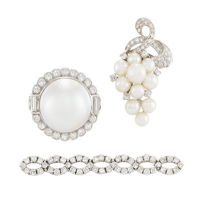 Lot 142 - White Gold, Platinum, Diamond, Cultured and Mabé Pearl Ring, Brooch and Pendant