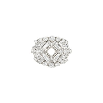 Lot 229 - Platinum and Diamond Mounting