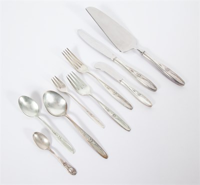 Lot 417 - Towle Sterling Silver Rose Solitaire Pattern...