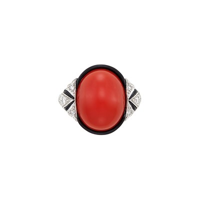 Lot 403 - Art Deco Platinum, Coral, Black Onyx, Diamond and Enamel Ring