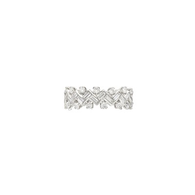 Lot 10 - Platinum and Diamond Band Ring