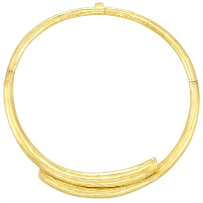 Lot 362 - Gold Collar Necklace