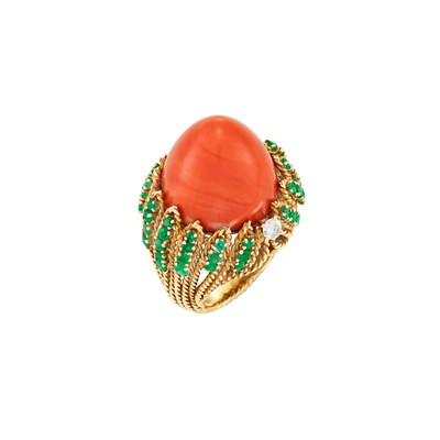 Lot 207 - Gold, Coral, Emerald and Diamond Ring, Emis