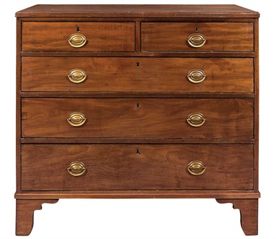 Lot 279 - George III Mahogany Chest of Drawers With two...