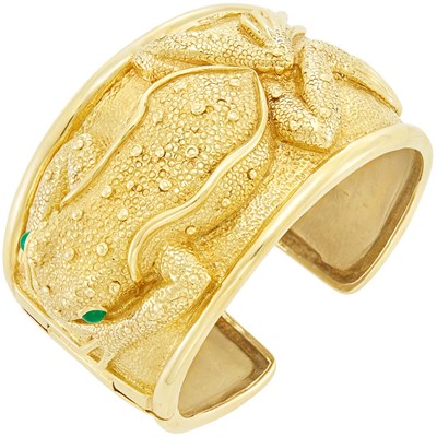 Lot 306 - Gold and Cabochon Green Onyx Frog Cuff Bangle Bracelet
