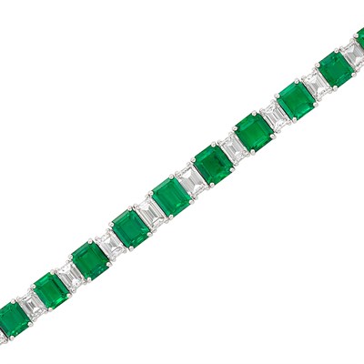 Lot 670 - Platinum, Emerald and Diamond Bracelet
