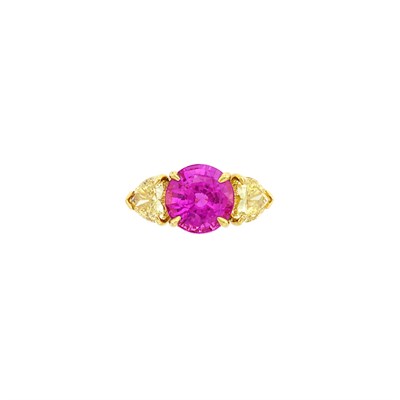 Lot 542 - Gold, Pink Sapphire and Yellow Diamond Ring