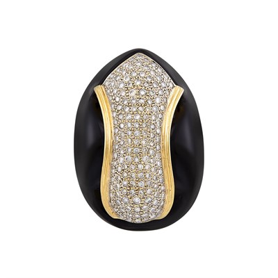 Lot 342 - Oversized Black Onyx, Two-Color Gold and Diamond Ring