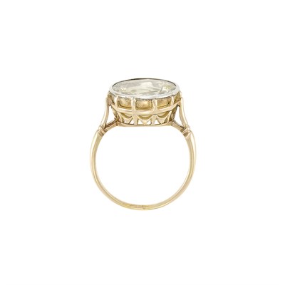 Lot 552 - Gold, Platinum and Diamond Ring