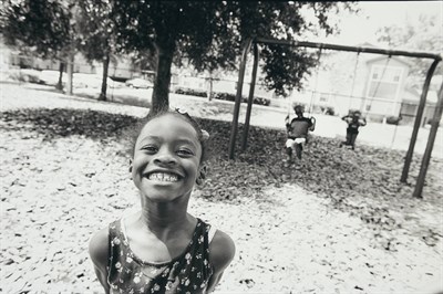 Lot 98 - MARK, MARY ELLEN (1941-2015) Two images in the...