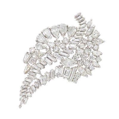 Lot 437 - Platinum and Diamond Brooch