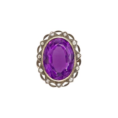 Lot 99 - Antique Gold, Silver, Amethyst and Diamond Ring