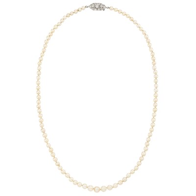Lot 111 - Natural Pearl Necklace with Platinum and Diamond Clasp