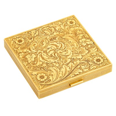 Lot 585 - Gold Compact