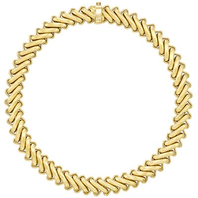 Lot 42 - Gold Necklace