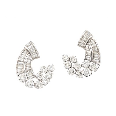 Lot 126 - Pair of Platinum and Diamond Earclips